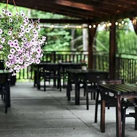 Hotel Promyk Wellness & 3*