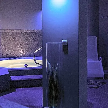 Promyk Wellness & Otel